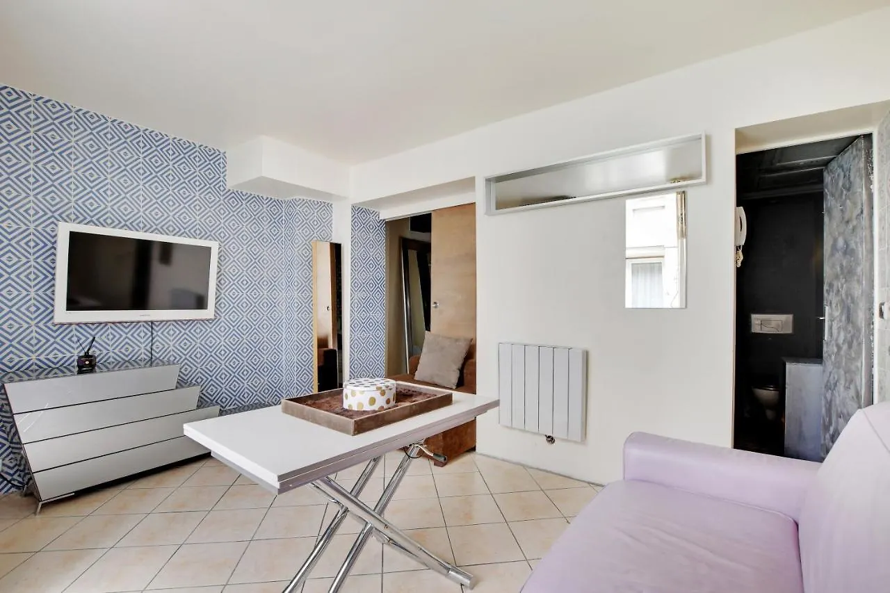 Pick A Flat'S Apartment In Les Halles - Rue Des Lombards Paris France